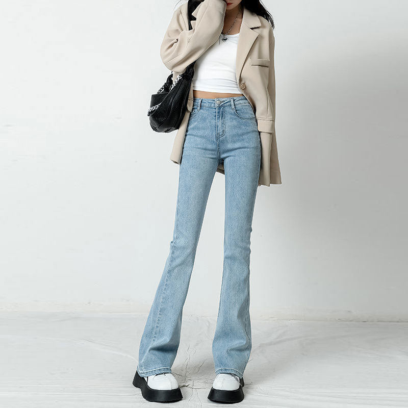 Women's high-waisted jeans