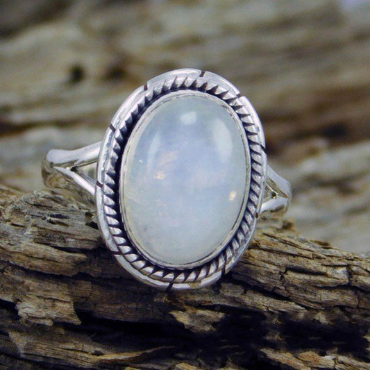 Women's Retro Geometric Moonstone Ring