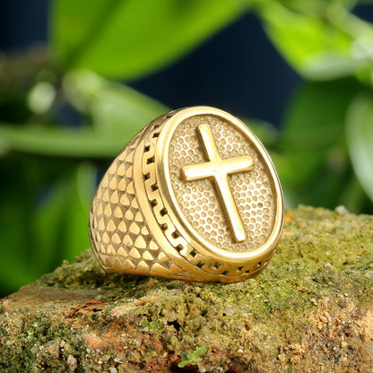 Retro Punk Cross Ring