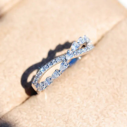 Twisted Zircon Ring With Water Drops Diamonds