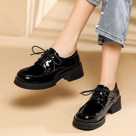 Women's Casual Shoes